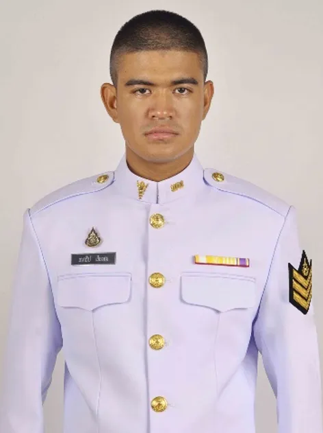 ส.อ. ธนาธิป เรืองสม